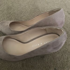 Kelly and Katie size 10 platform pumps